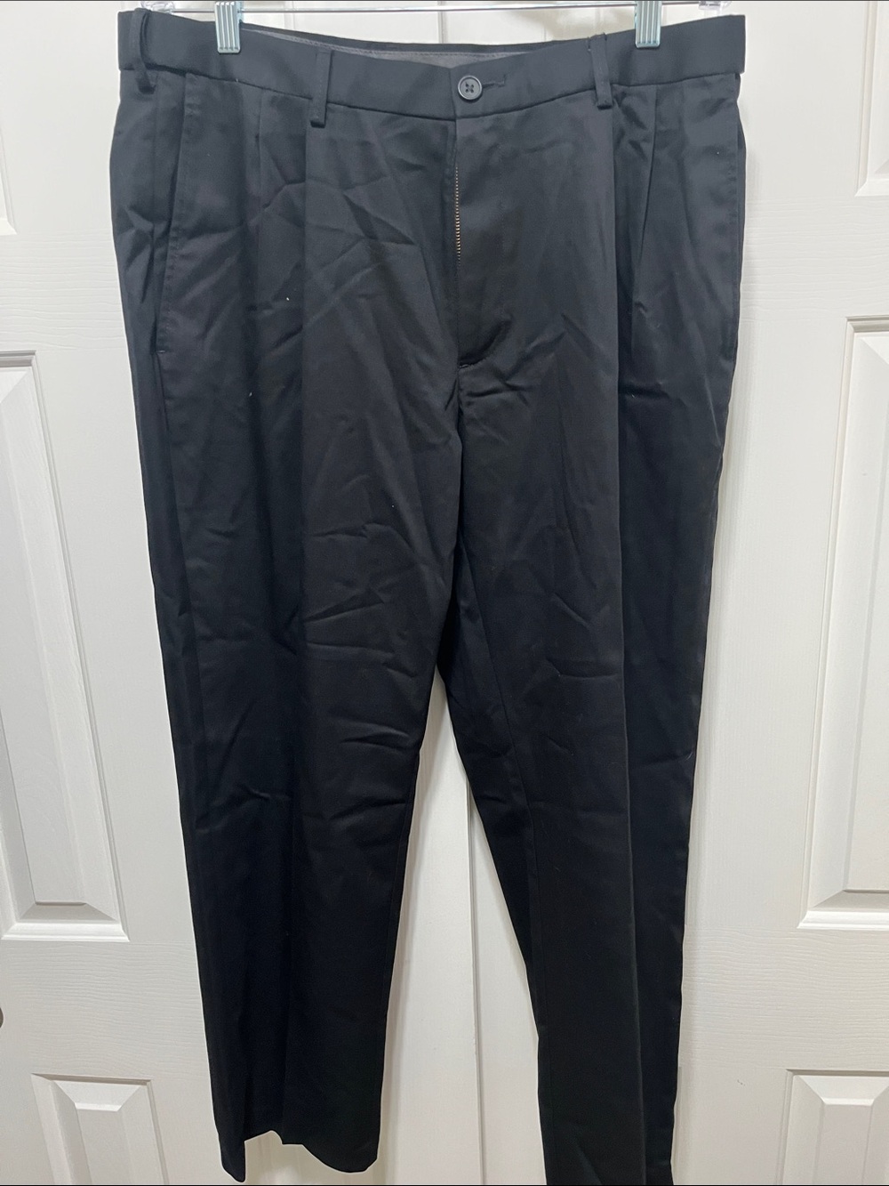 Haggar Men's Black Khaki Pants - Tailored Straight Leg